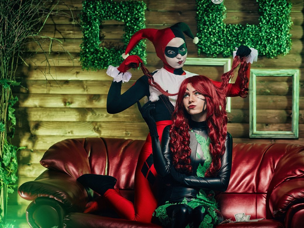 Косплей дня: Харли и Плющ из The New 52 - Изображение 1 Косплей дня: Харли и Плющ из The New 52 - Изображение 1