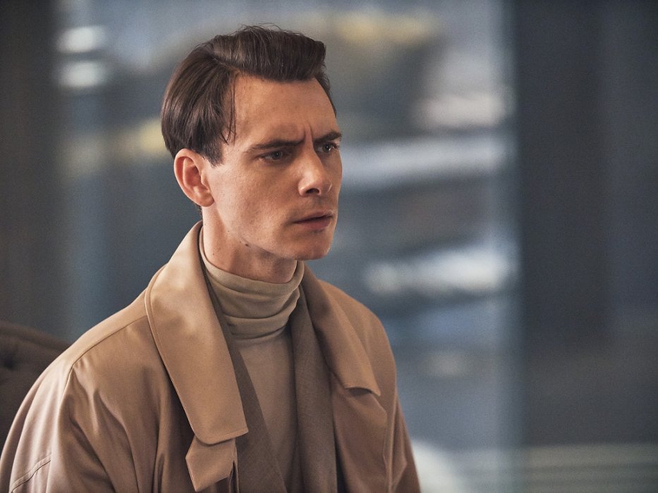 Первый взгляд на мини-сериал «Дивный новый мир». Оргии и восстание в обществе потребления | Канобу Первый взгляд на мини-сериал «Дивный новый мир». Оргии и восстание в обществе потребления | Канобу