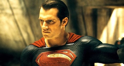«Лига справедливости»: Зак Снайдер объяснил отличие черного костюма Супермена от красно-синего